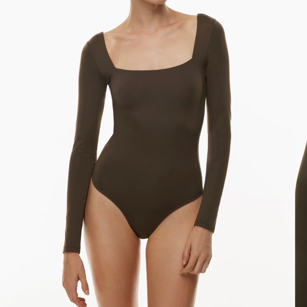 Aritzia Contour Square Neck Body Suit
